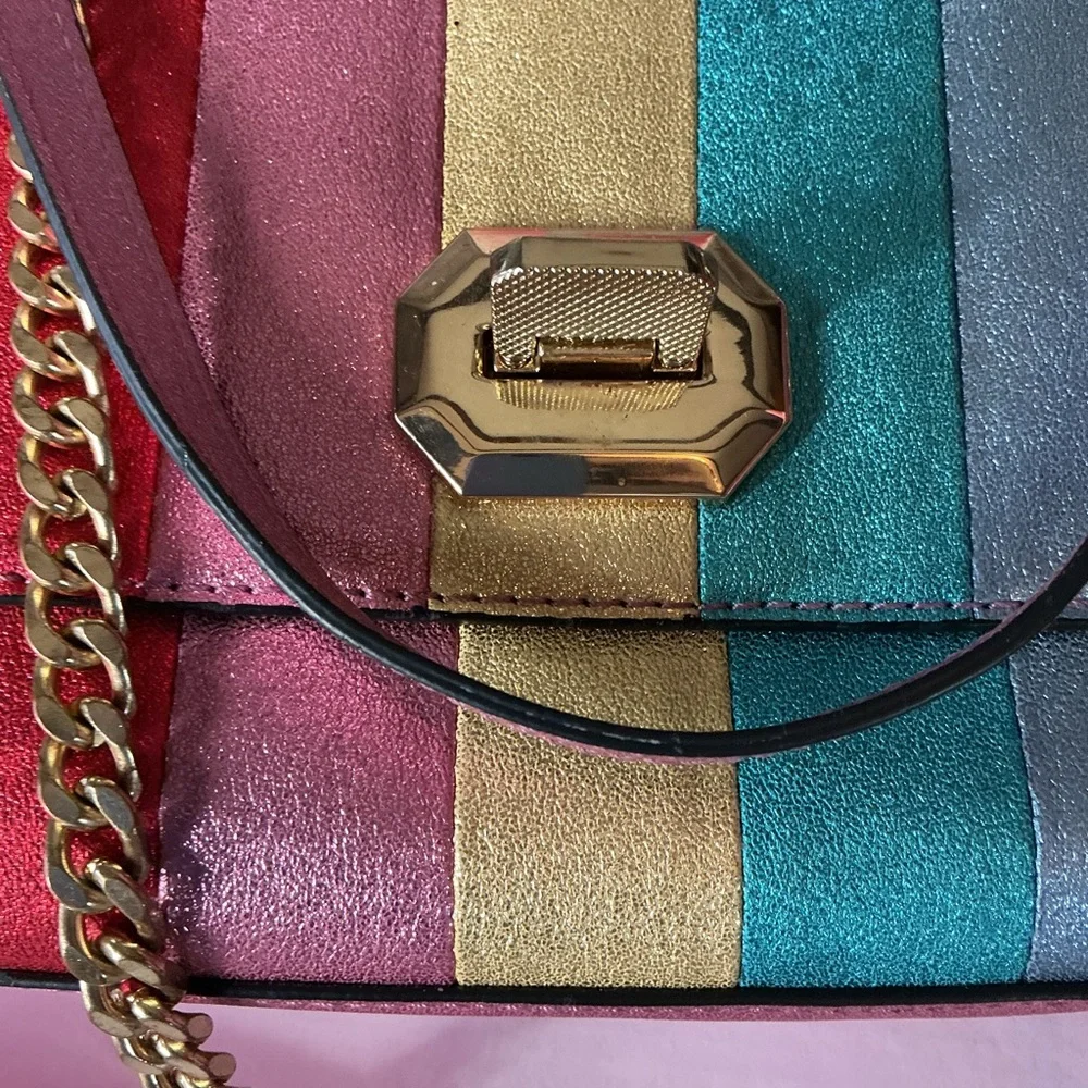 🌈 ALDO Rainbow Metallic Crossbody Bag - Picture 5 of 10
